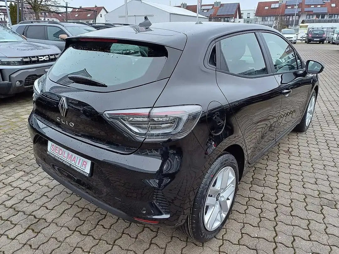 Renault Clio - Thumbnail 4