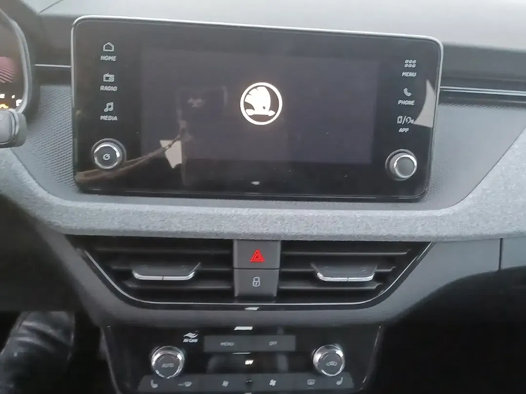 Skoda Scala - Thumbnail 9