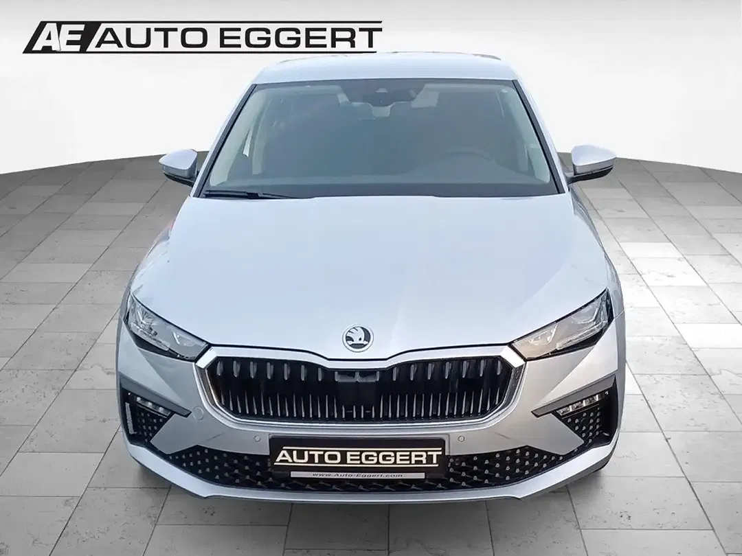 Skoda Scala - Thumbnail 2