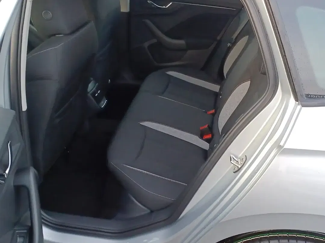 Skoda Scala - Thumbnail 8