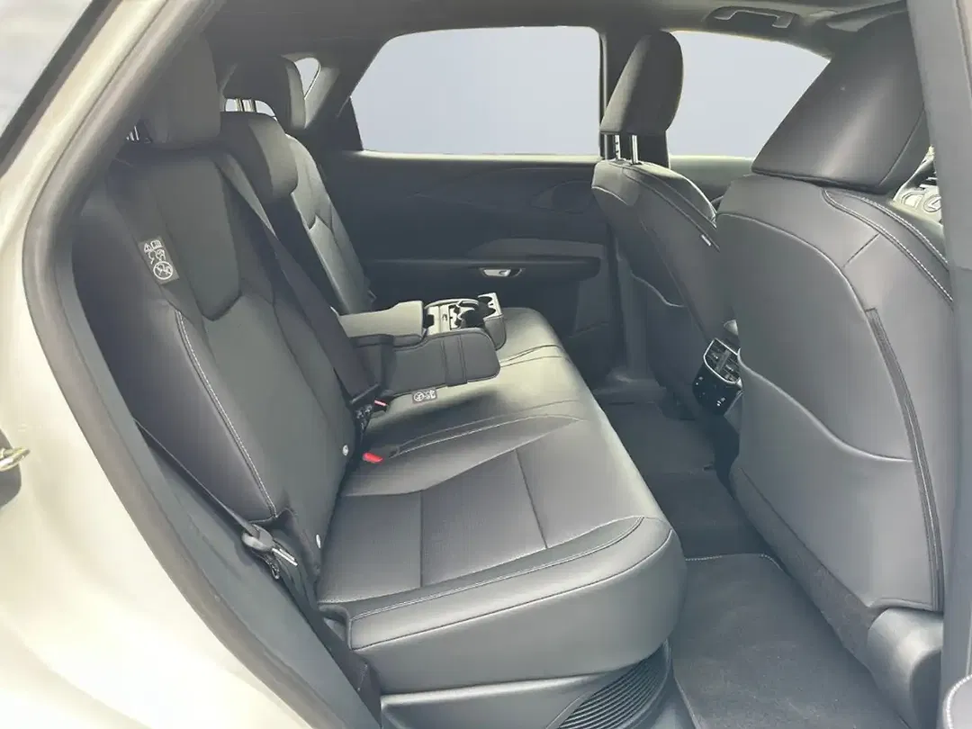 Lexus RX 450h - Thumbnail 7