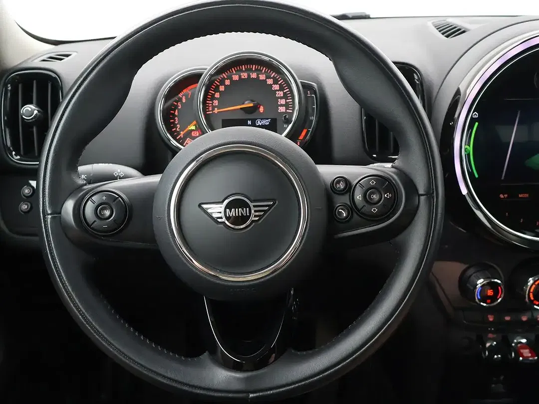 MINI Cooper Countryman - Thumbnail 10
