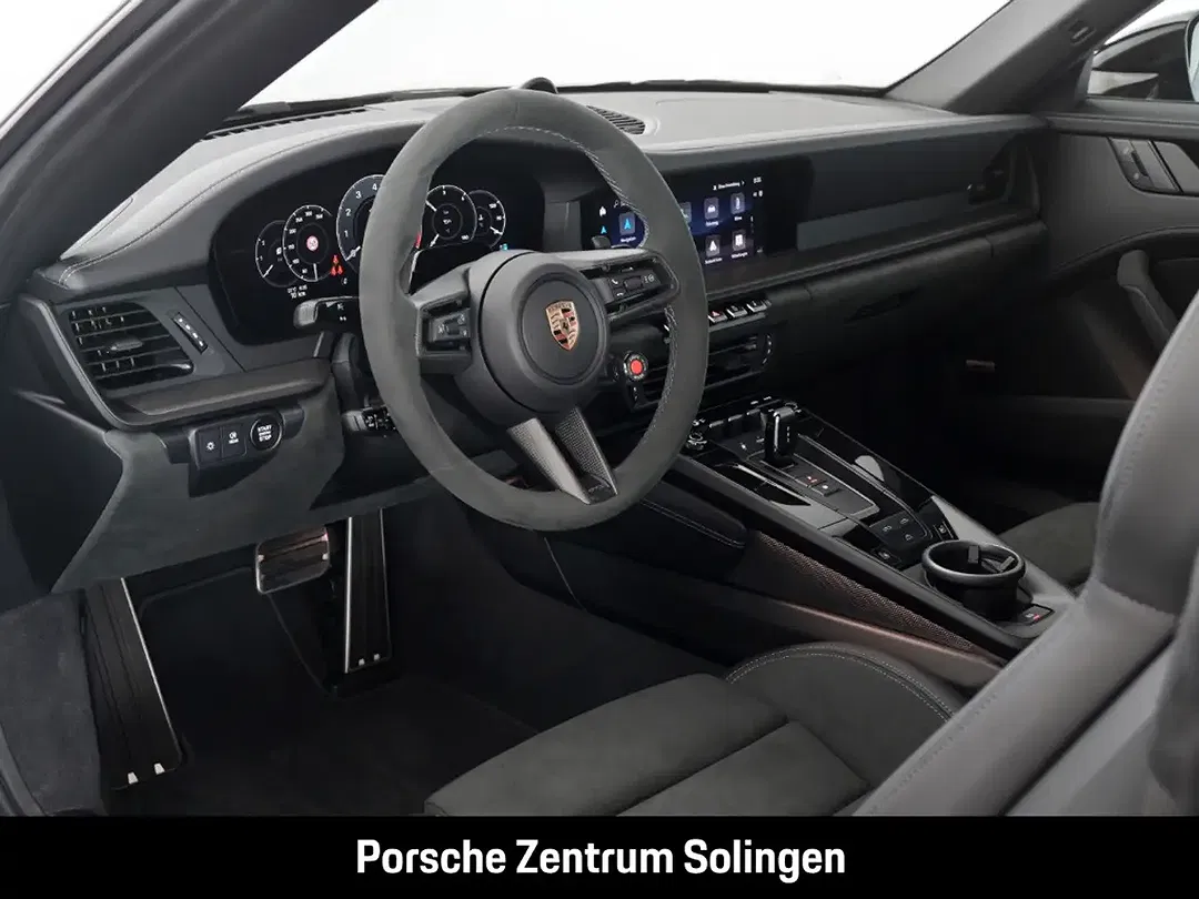 Porsche 992 - Thumbnail 11