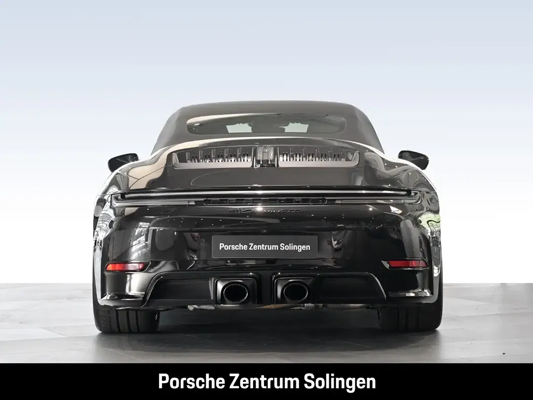 Porsche 992 - Thumbnail 5