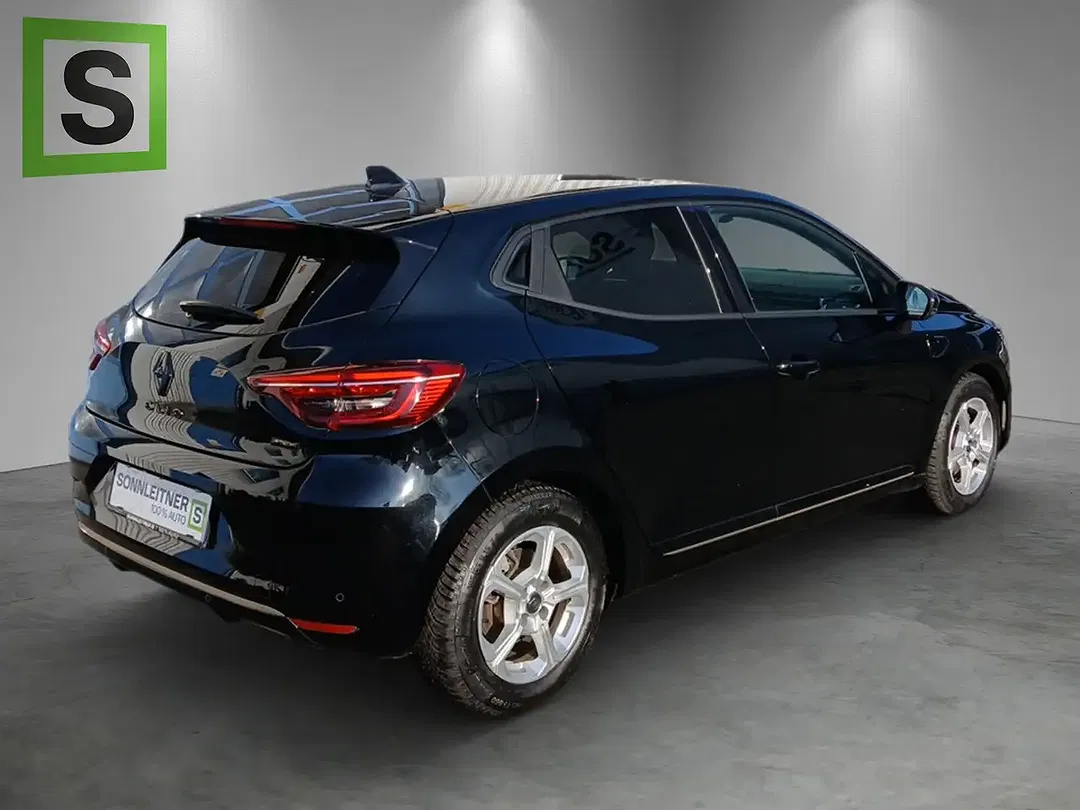 Renault Clio - Thumbnail 3