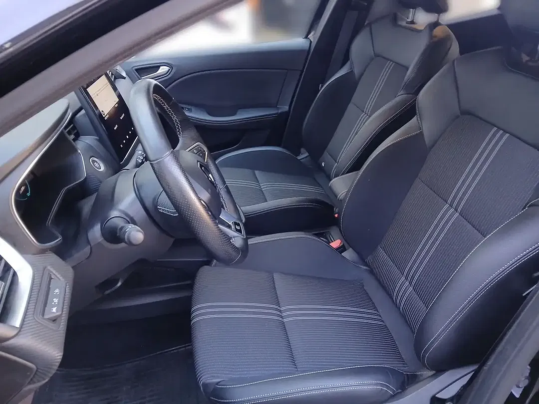 Renault Clio - Thumbnail 8