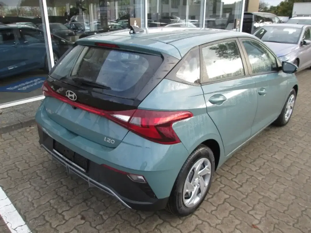 Hyundai i20 - Thumbnail 4