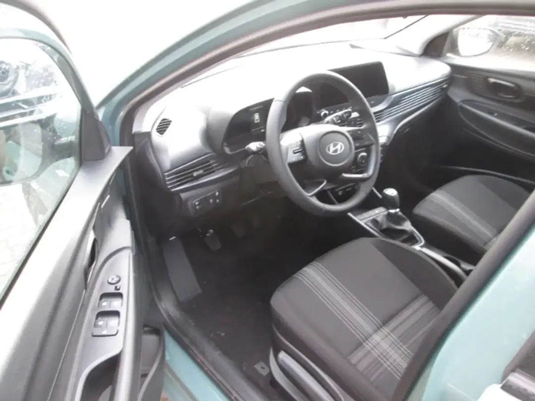 Hyundai i20 - Thumbnail 9