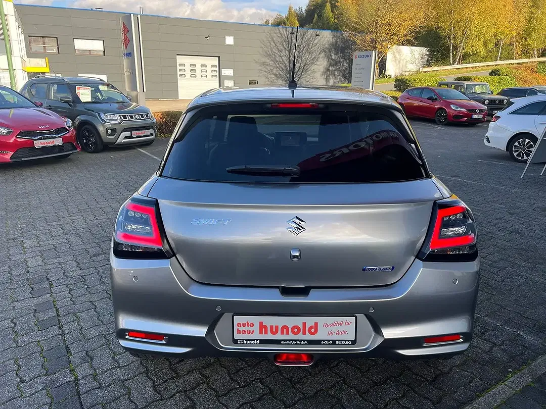 Suzuki Swift - Thumbnail 6