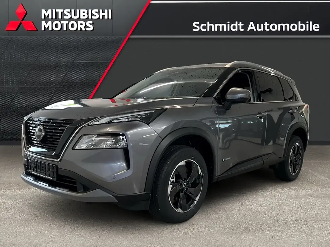 Nissan X-Trail - Thumbnail 1