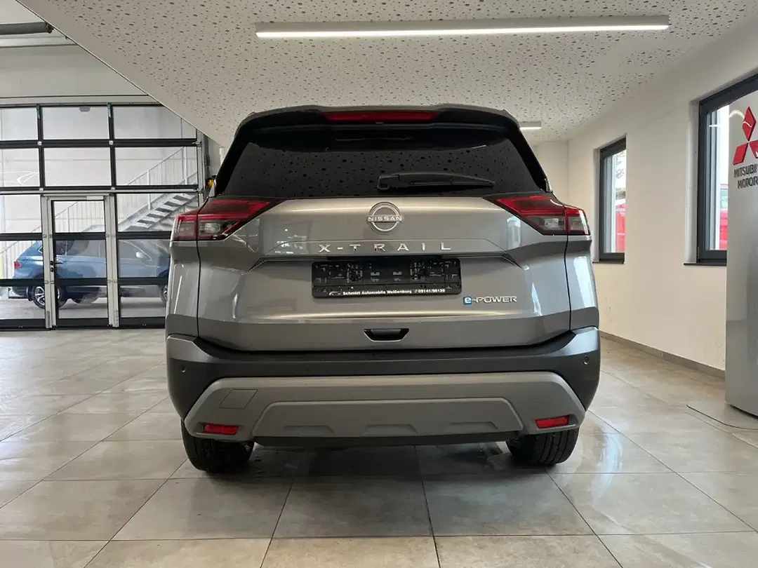 Nissan X-Trail - Thumbnail 3