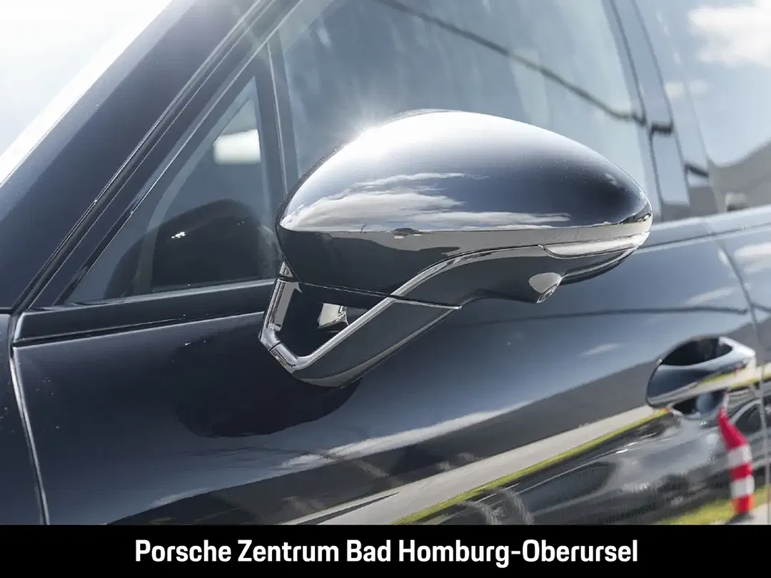 Porsche Panamera - Thumbnail 35