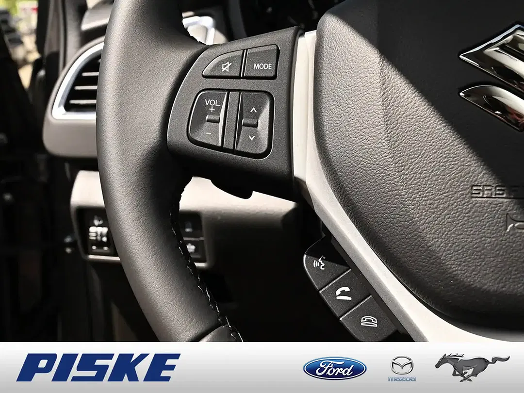 Suzuki S-Cross - Thumbnail 14