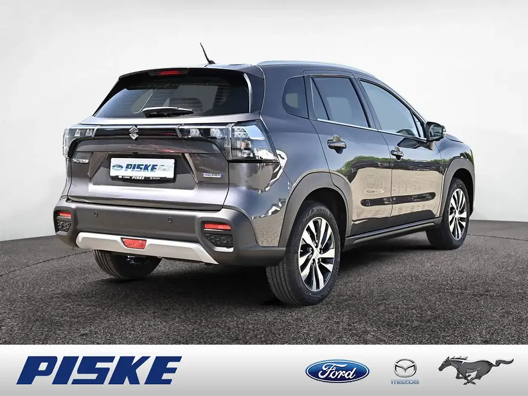 Suzuki S-Cross - Thumbnail 3