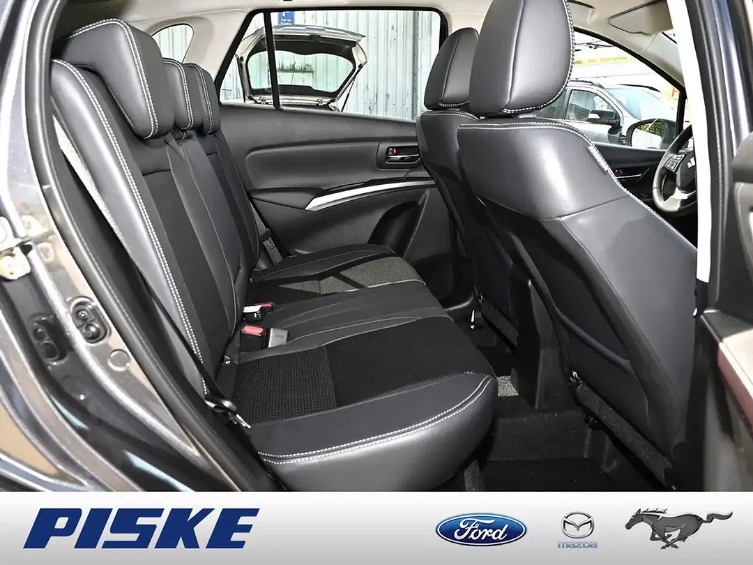 Suzuki S-Cross - Thumbnail 4