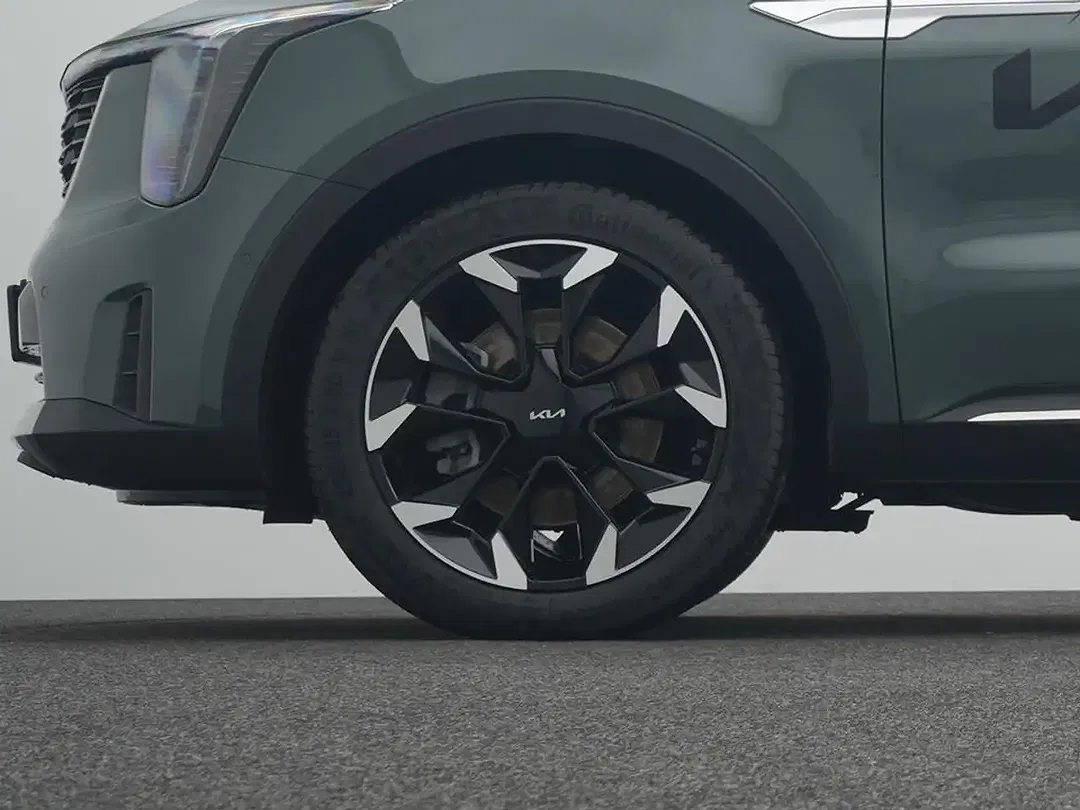 Kia Sorento - Thumbnail 7