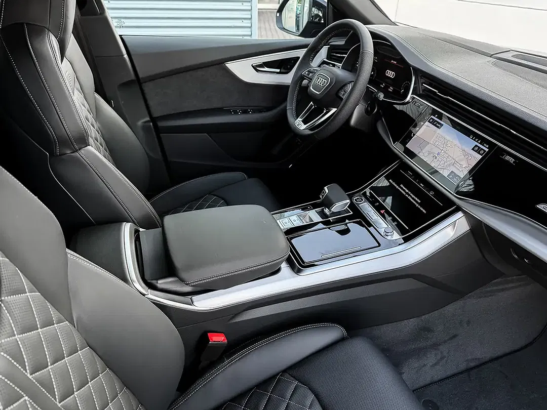 Audi Q8 - Thumbnail 7