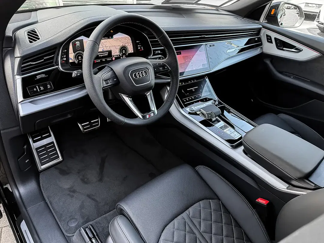 Audi Q8 - Thumbnail 8