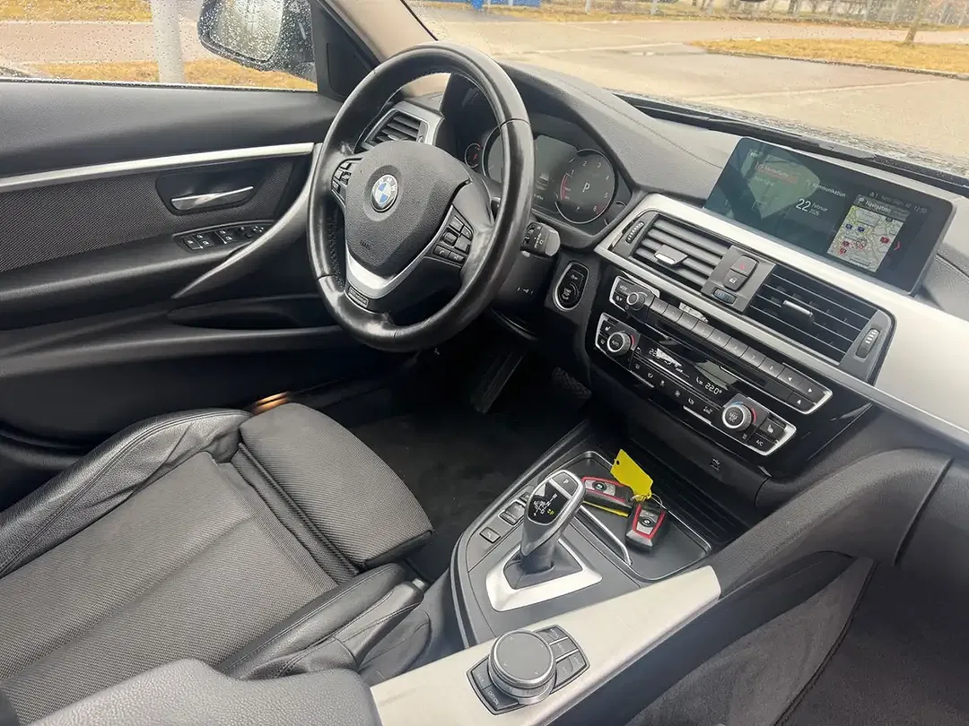 BMW 320 - Thumbnail 17