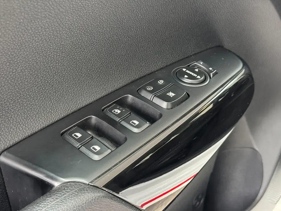 Kia Picanto - Thumbnail 11
