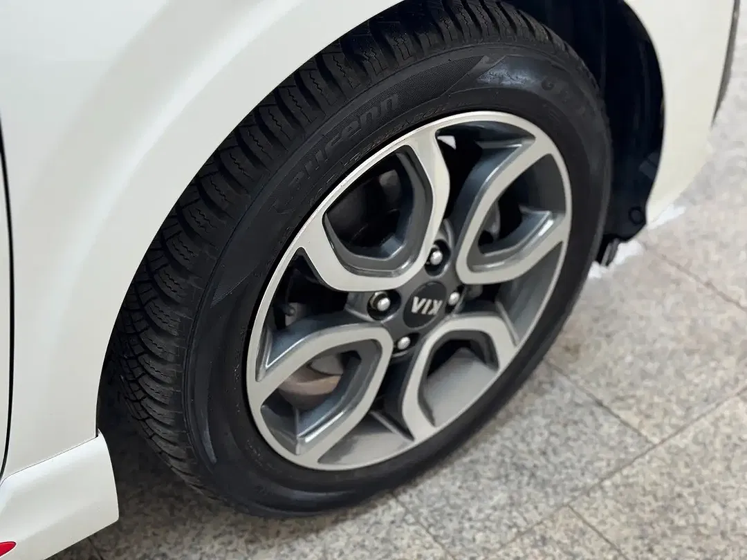Kia Picanto - Thumbnail 35