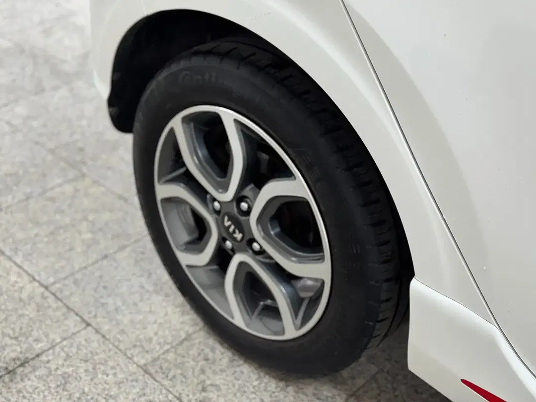 Kia Picanto - Thumbnail 36
