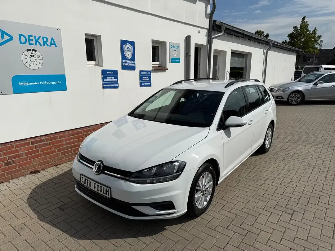 Volkswagen Golf 1.0 Trendline