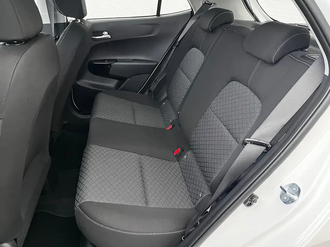 Kia Picanto - Thumbnail 8