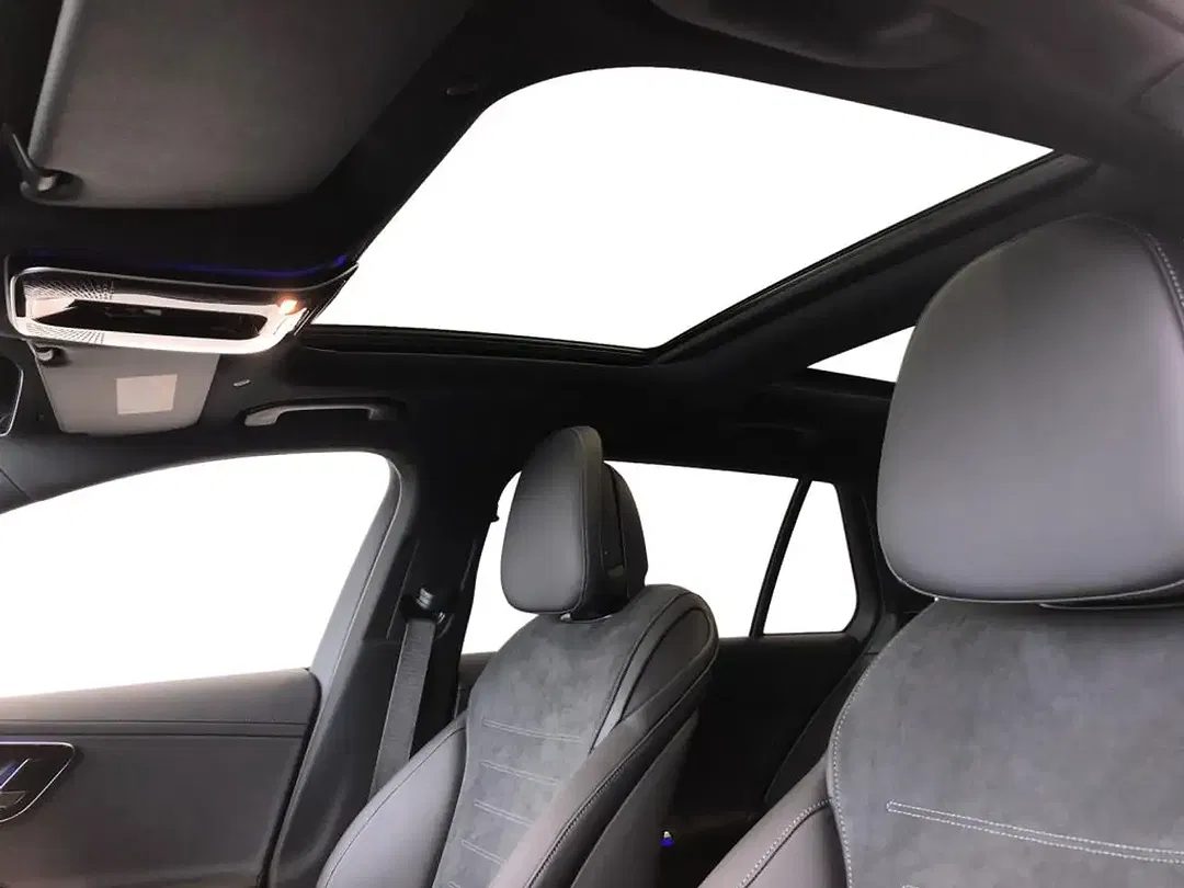 Mercedes-Benz C 220 - Thumbnail 13