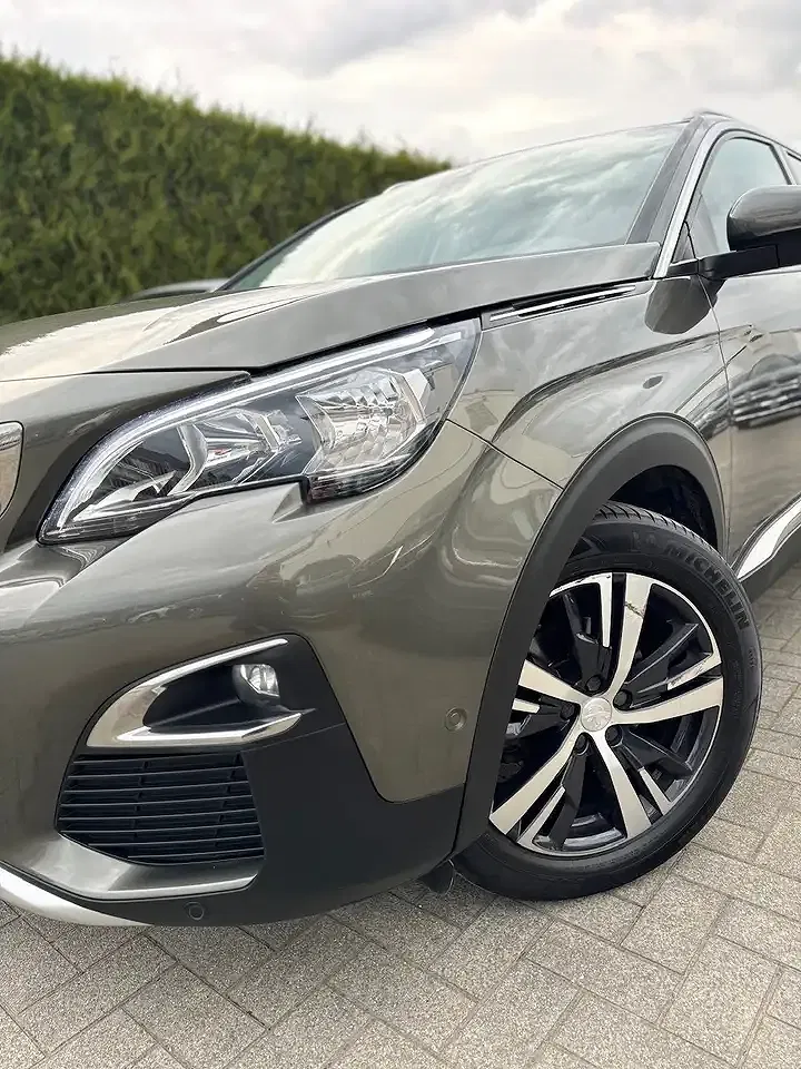 Peugeot 5008 - Thumbnail 8