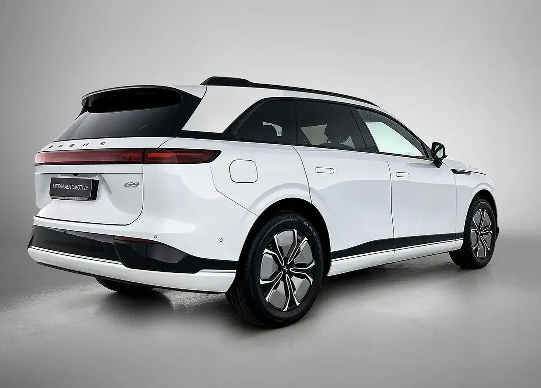 Xpeng G9 - Thumbnail 2