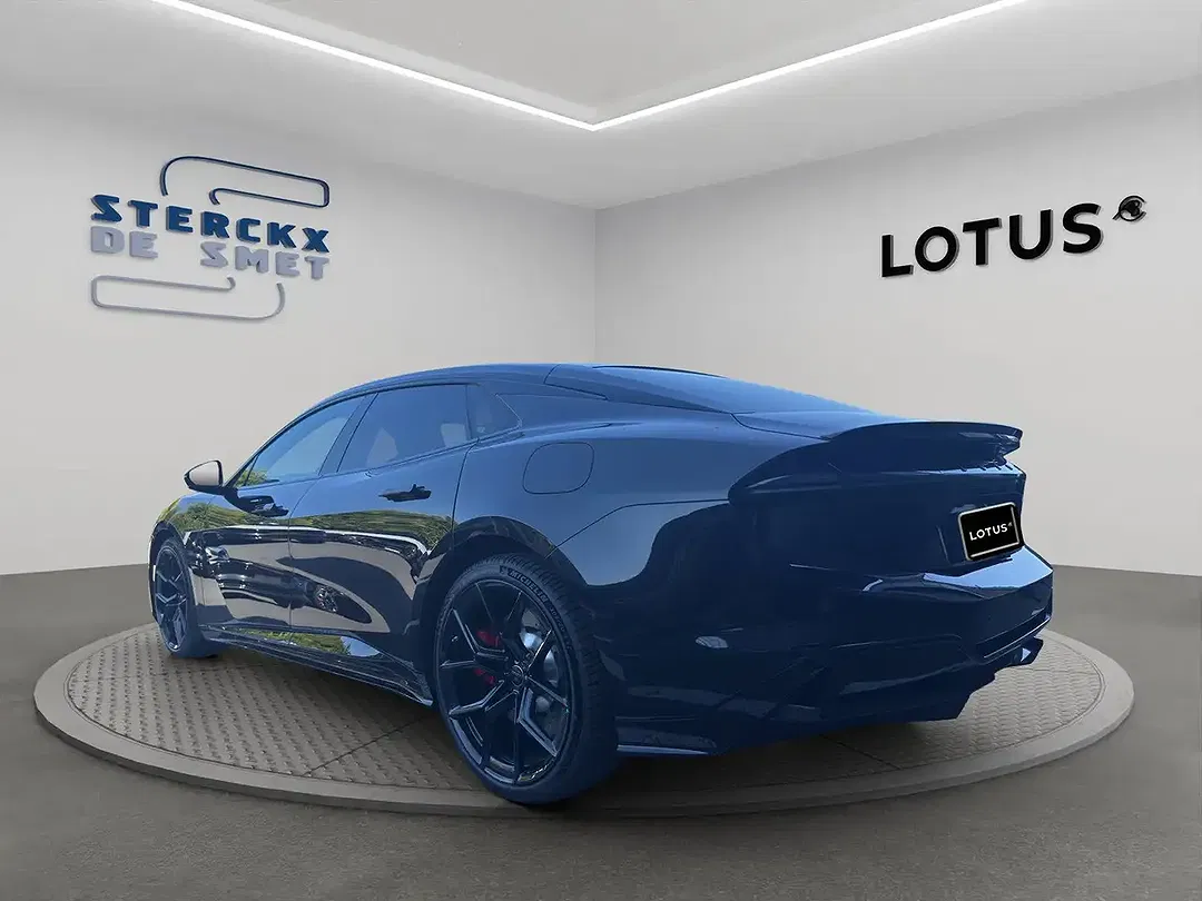 Lotus Emeya - Thumbnail 4