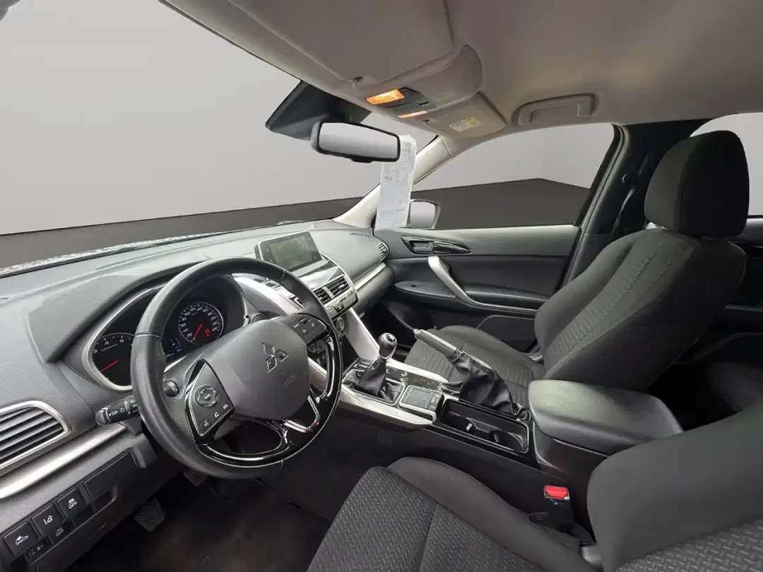 Mitsubishi Eclipse Cross - Thumbnail 8