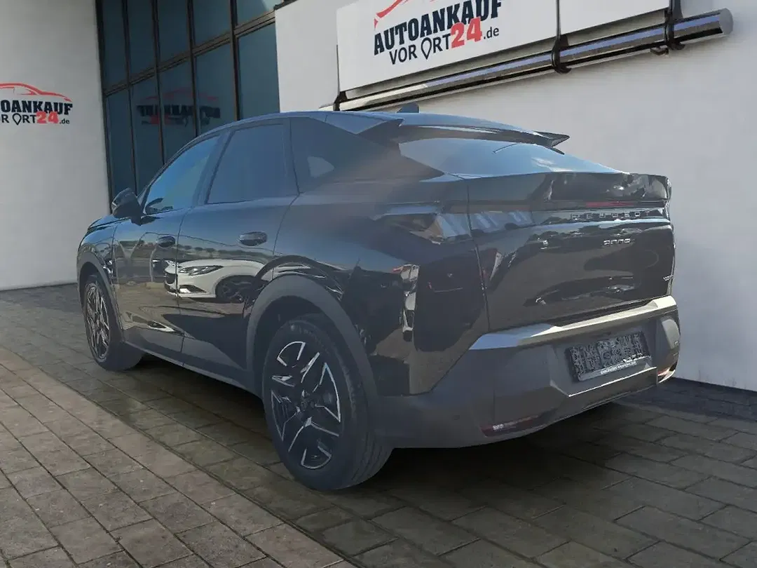 Peugeot 3008 - Thumbnail 5