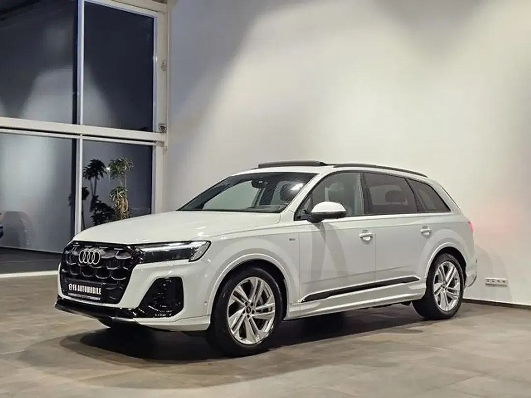 Audi Q7 - Thumbnail 4
