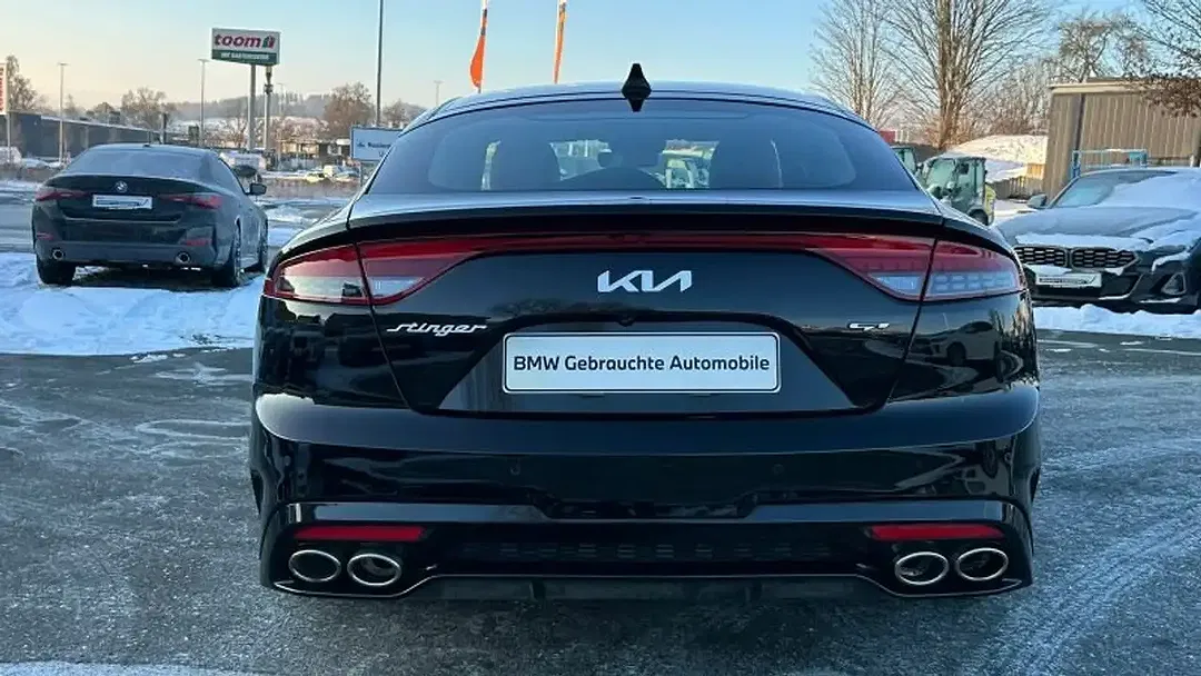 Kia Stinger - Thumbnail 7