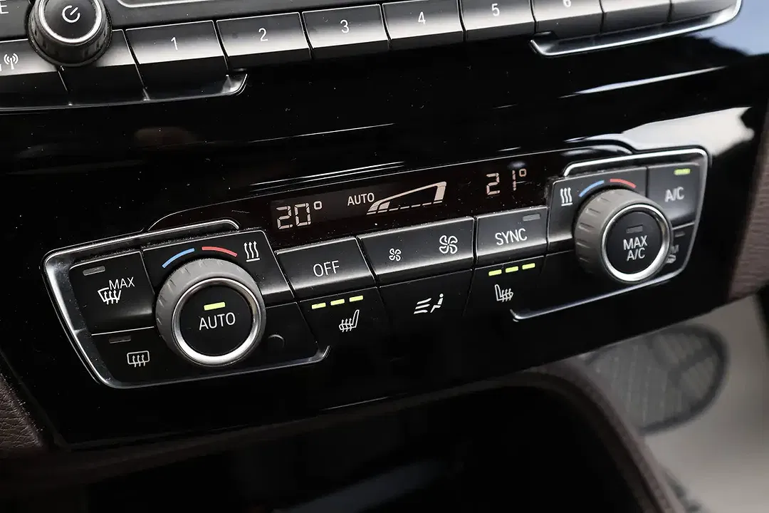 BMW X1 - Thumbnail 13
