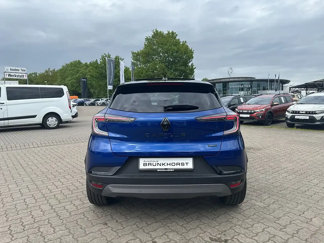 Renault Captur - Thumbnail 2