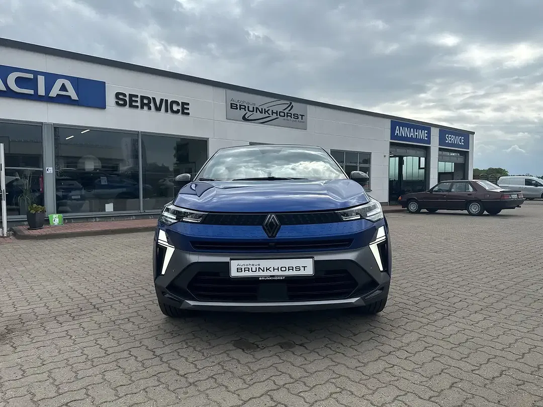 Renault Captur - Thumbnail 3