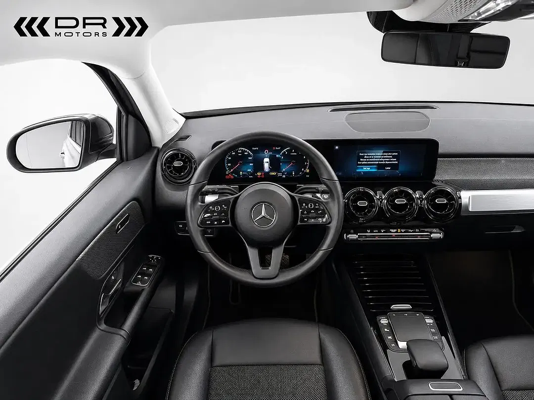Mercedes-Benz GLB 180 - Thumbnail 10