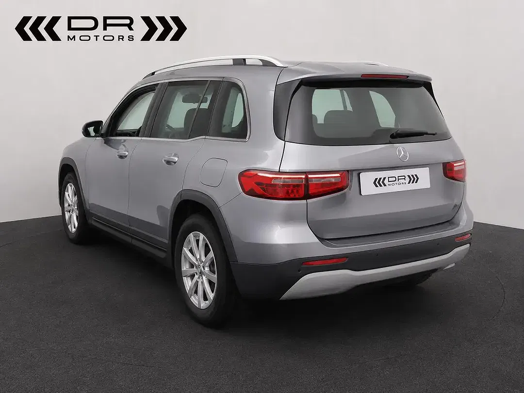 Mercedes-Benz GLB 180 - Thumbnail 3