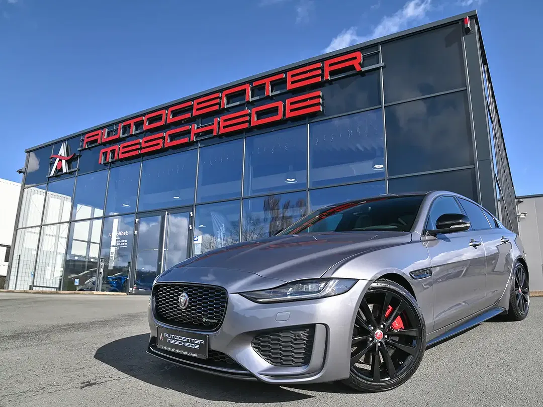Jaguar XE P250 Edition R-Dynamic Black
