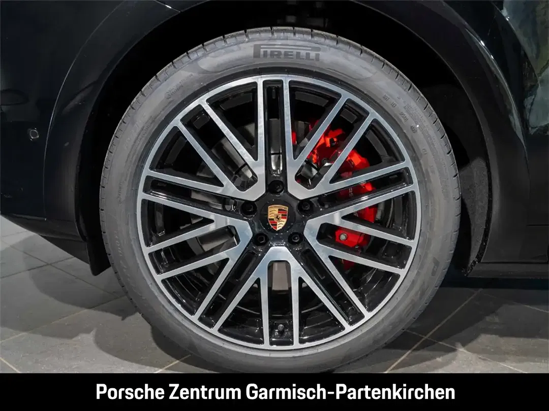 Porsche Cayenne - Thumbnail 6