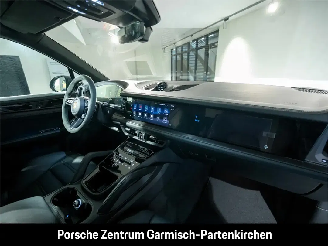 Porsche Cayenne - Thumbnail 9