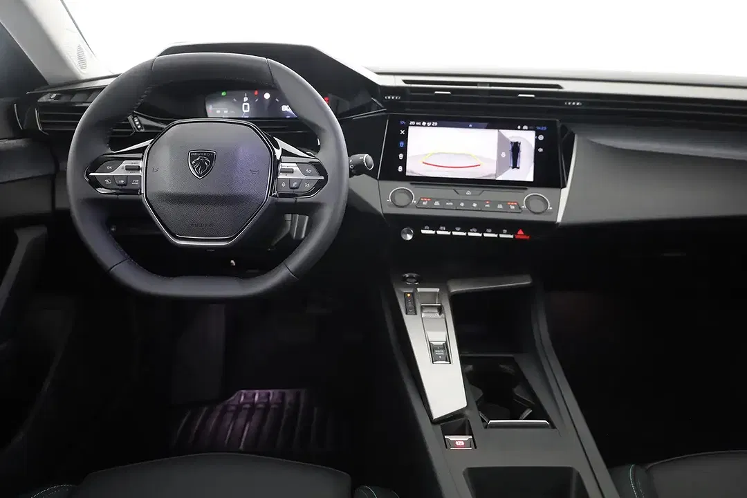 Peugeot 308 - Thumbnail 9