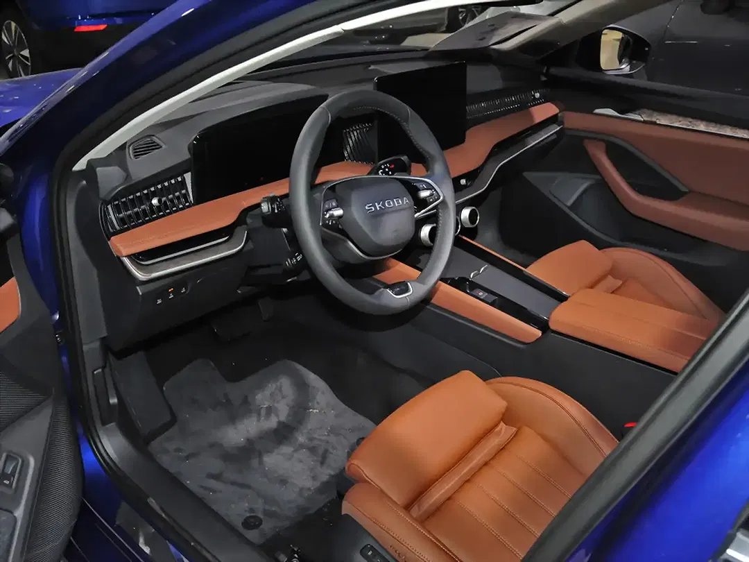Skoda Superb - Thumbnail 11
