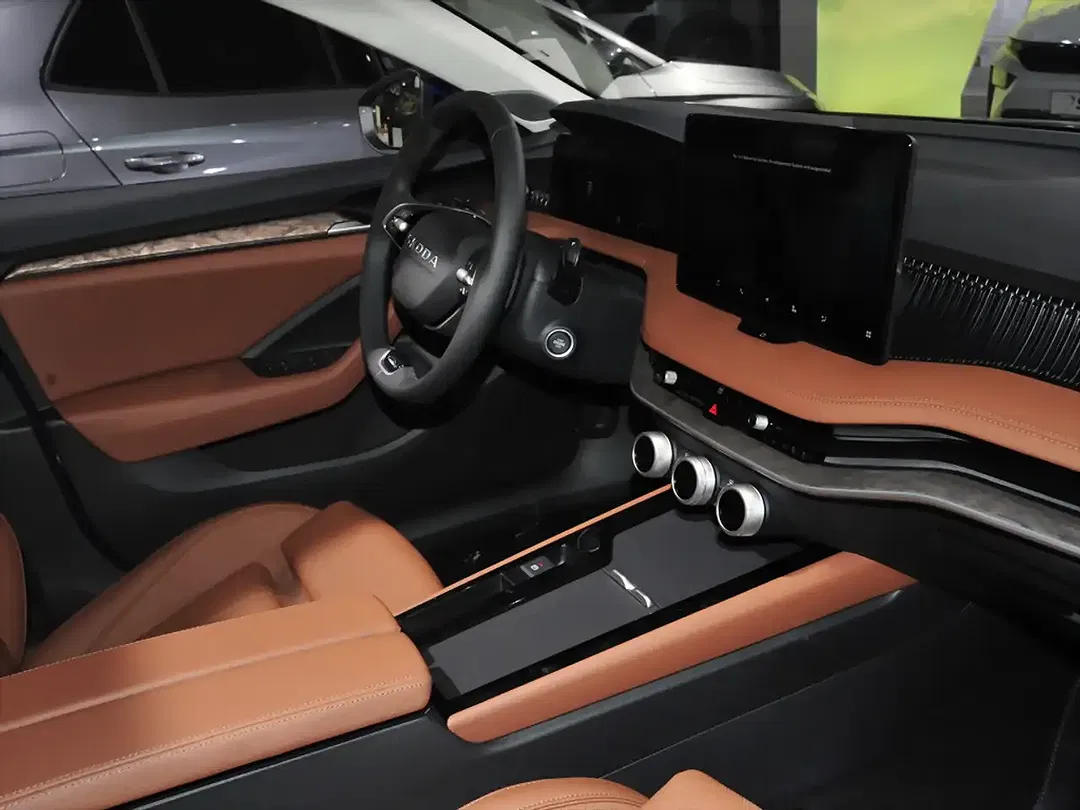 Skoda Superb - Thumbnail 4