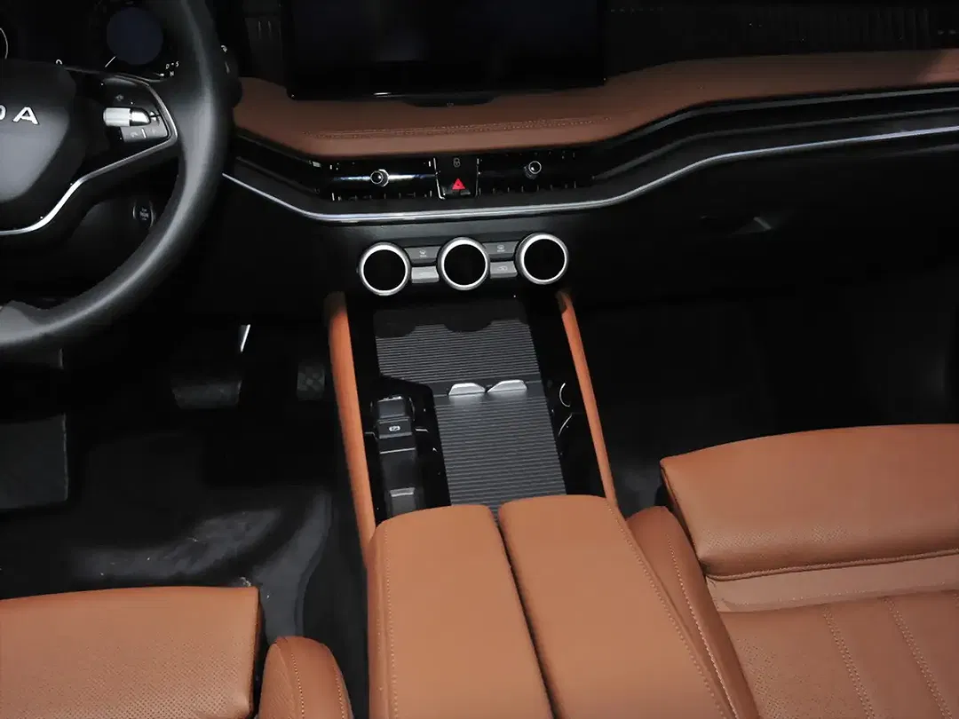 Skoda Superb - Thumbnail 5