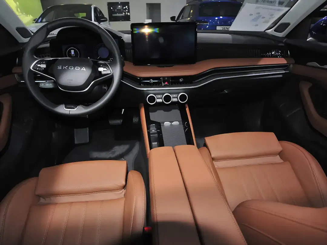 Skoda Superb - Thumbnail 9