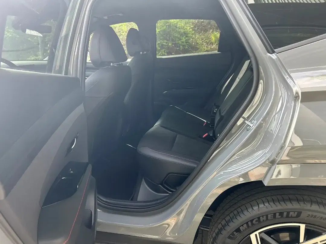 Hyundai TUCSON - Thumbnail 8